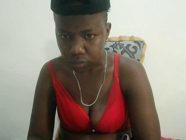 Blackdoll1 live cam on BongaCams