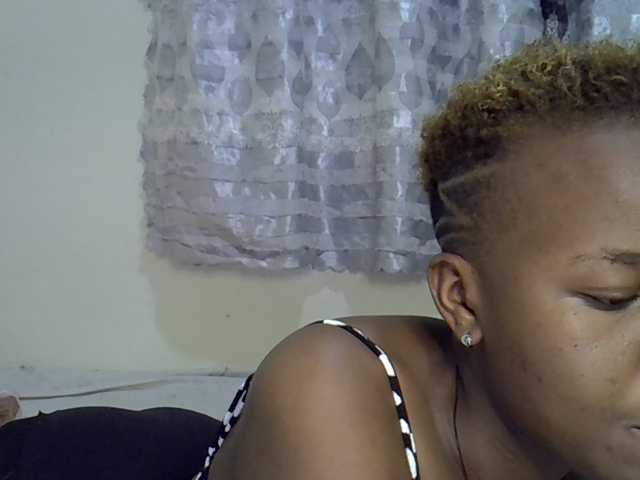 Blackdoll1 live cam on BongaCams
