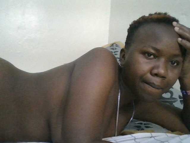 Blackdoll1 live cam on BongaCams