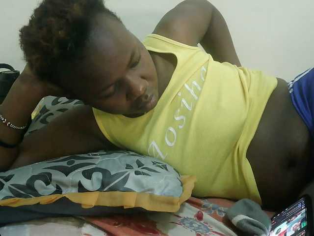 Blackdoll1 live cam on BongaCams