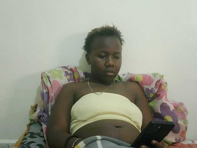 Blackdoll1 live cam on BongaCams