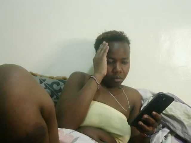 Blackdoll1 live cam on BongaCams