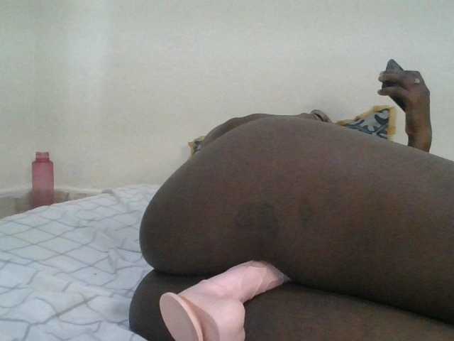 Blackdoll1 live cam on BongaCams
