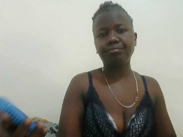 Blackdoll1 live webcam show