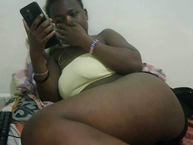 Blackdoll1 live cam on BongaCams