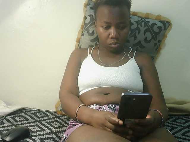 Blackdoll1 live cam on BongaCams