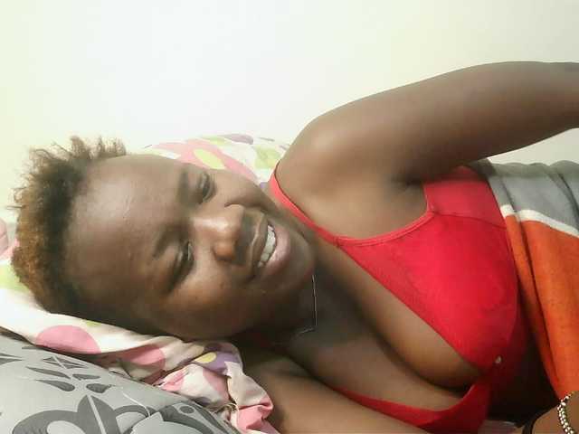 Blackdoll1 live cam on BongaCams