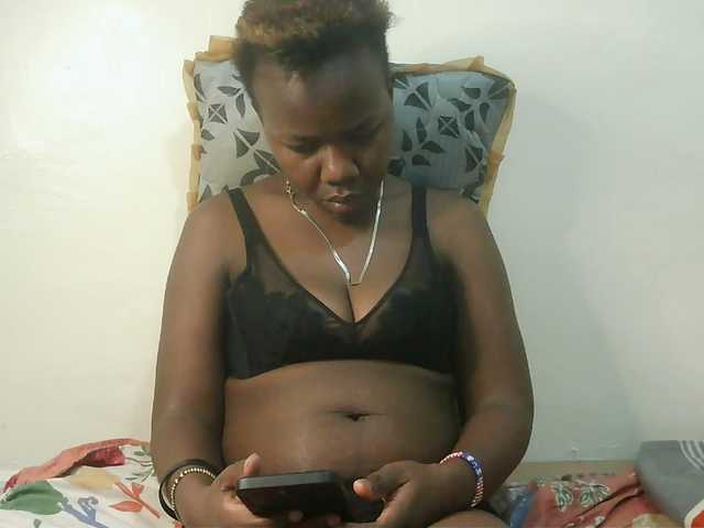Blackdoll1 live cam on BongaCams