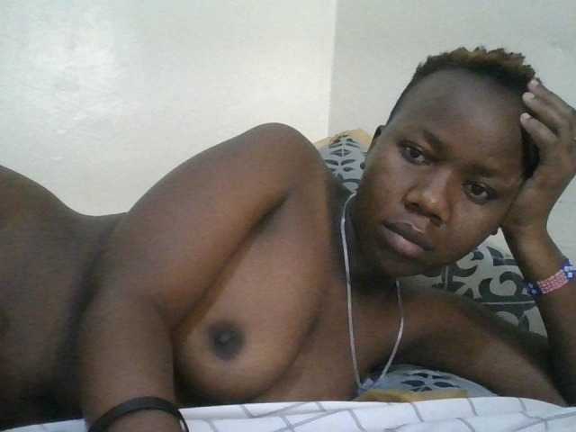 Blackdoll1 live cam on BongaCams