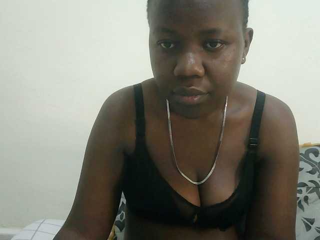Blackdoll1 live cam on BongaCams