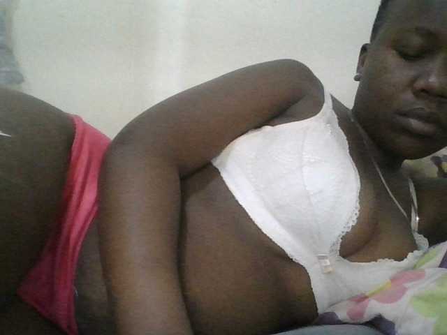 Blackdoll1 live cam on BongaCams
