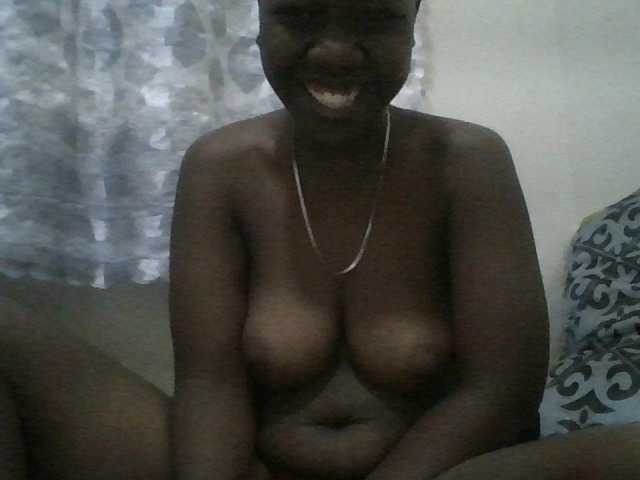 Blackdoll1 live cam on BongaCams