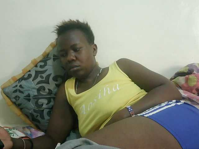 Blackdoll1 live cam on BongaCams