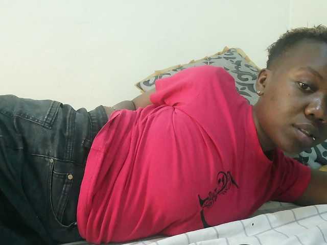 Blackdoll1 live cam on BongaCams