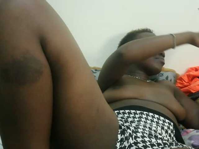 Blackdoll1 live cam on BongaCams