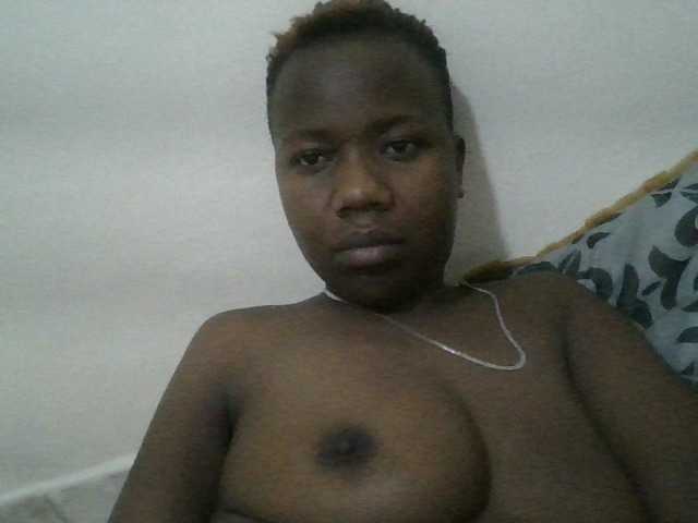 Blackdoll1 live cam on BongaCams