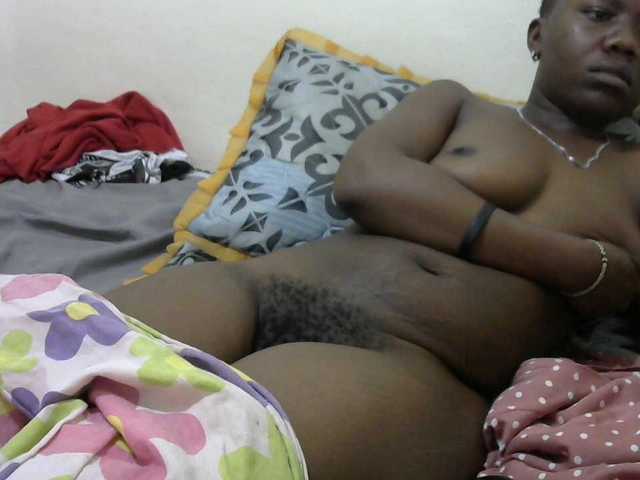 Blackdoll1 live cam on BongaCams