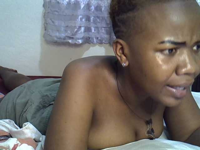 Blackdoll1 live cam on BongaCams