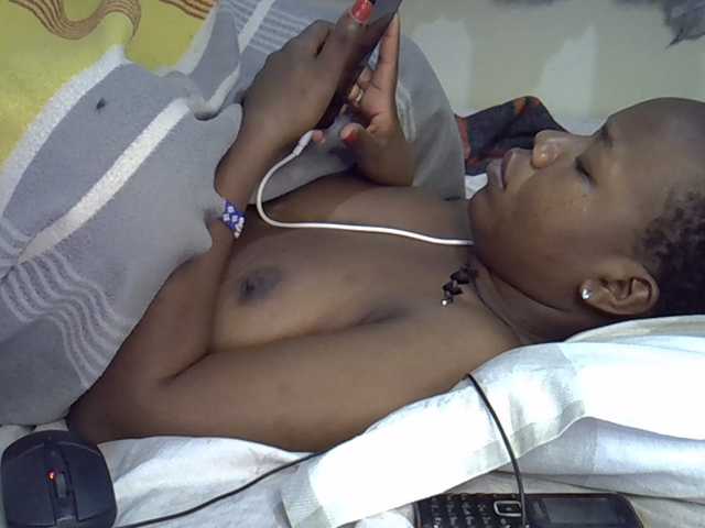 Blackdoll1 live cam on BongaCams