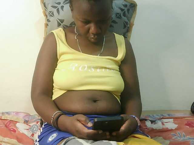 Blackdoll1 live cam on BongaCams