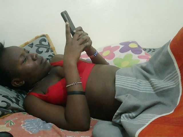 Blackdoll1 live cam on BongaCams