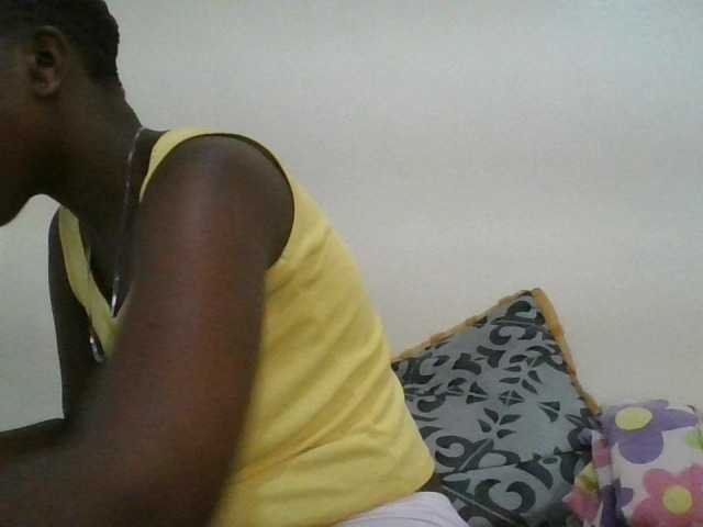 Blackdoll1 live cam on BongaCams