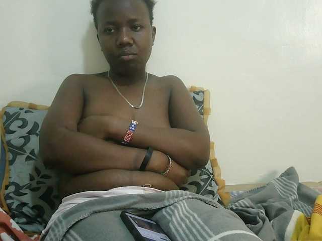 Blackdoll1 live cam on BongaCams