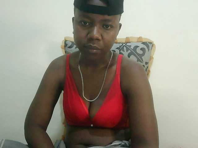 Blackdoll1 live cam on BongaCams