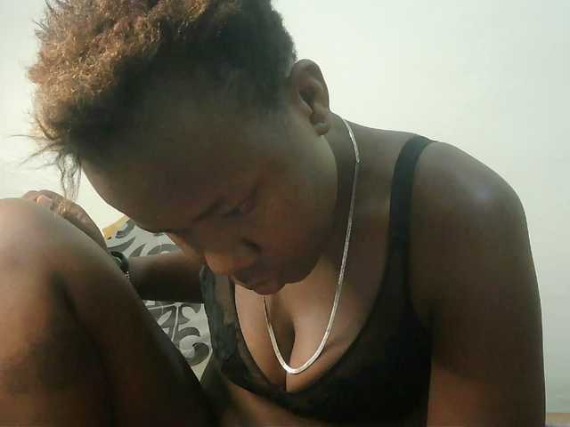 Blackdoll1 live cam on BongaCams