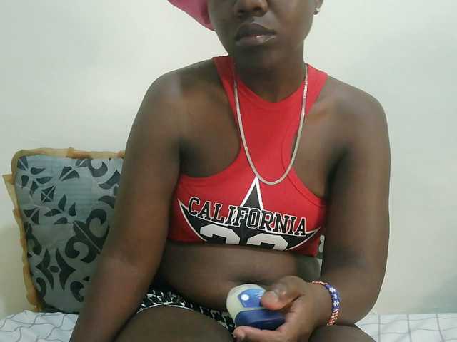 Blackdoll1 live cam on BongaCams