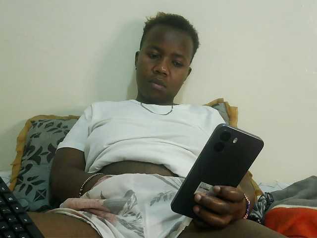 Blackdoll1 live cam on BongaCams