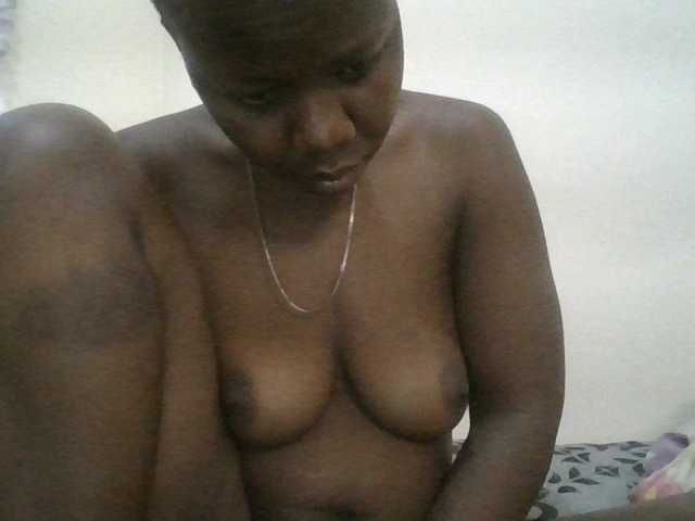 Blackdoll1 live cam on BongaCams