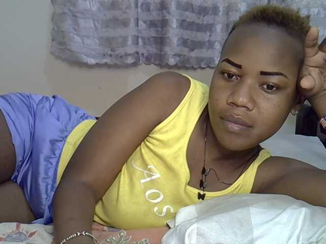 Blackdoll1 live cam on BongaCams