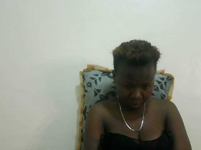 Blackdoll1 live cam on BongaCams