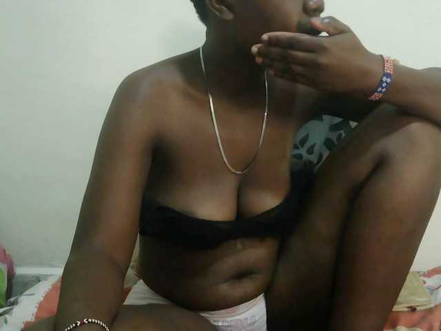 Blackdoll1 live cam on BongaCams