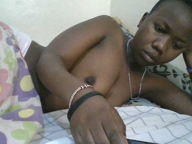 Blackdoll1 live cam on BongaCams