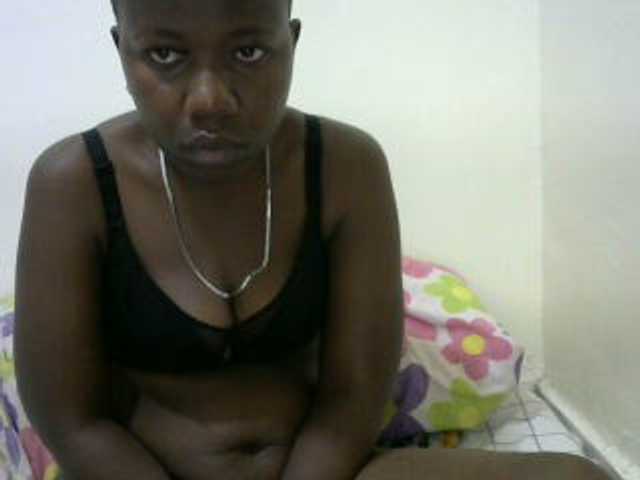 Blackdoll1 live cam on BongaCams