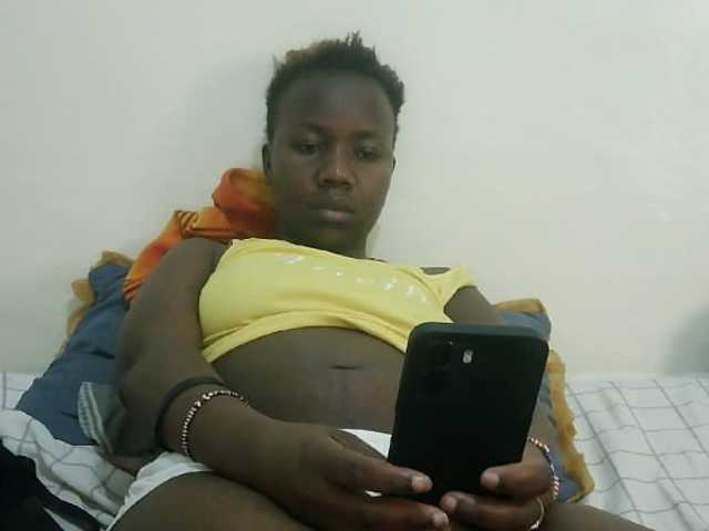 Blackdoll1 live cam on BongaCams