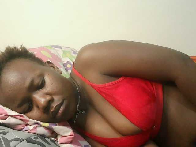 Blackdoll1 live cam on BongaCams