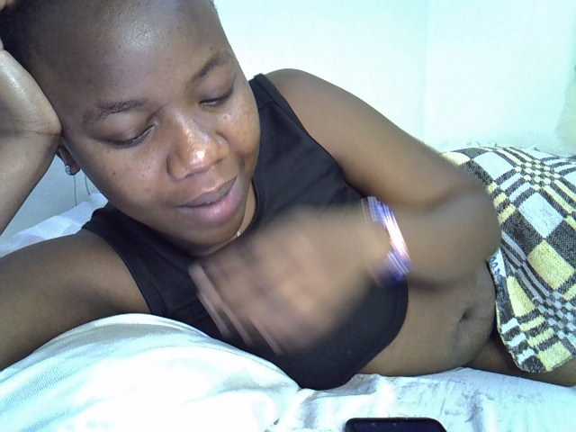 Blackdoll1 live cam on BongaCams
