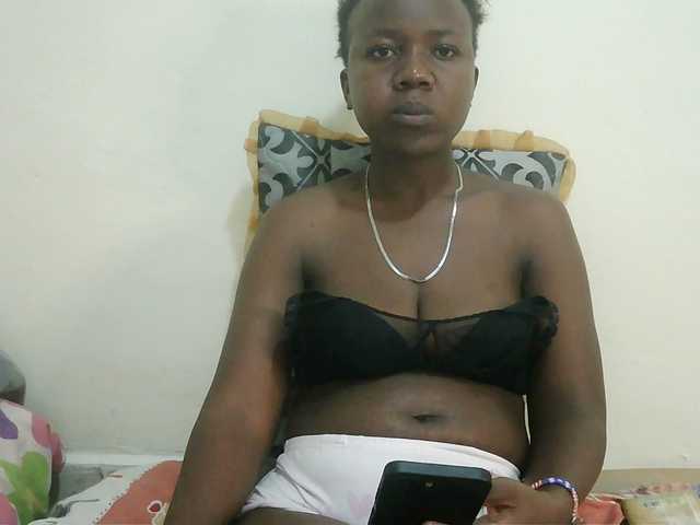 Blackdoll1 live cam on BongaCams