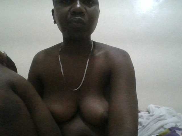 Blackdoll1 live cam on BongaCams