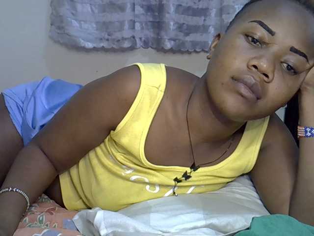 Blackdoll1 live cam on BongaCams