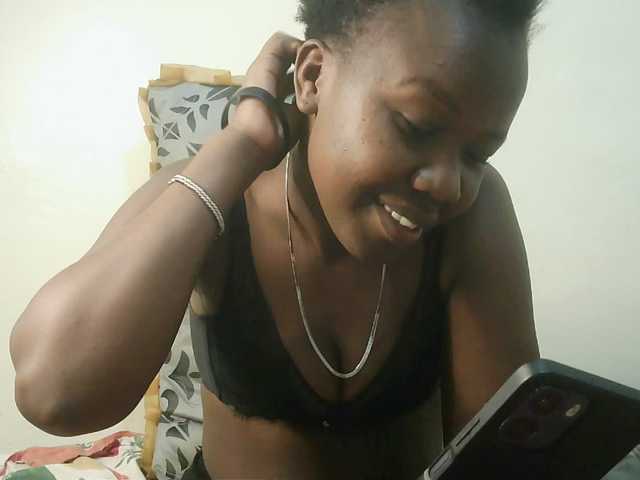 Blackdoll1 live cam on BongaCams