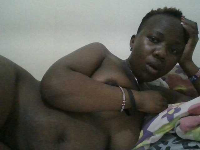 Blackdoll1 live cam on BongaCams