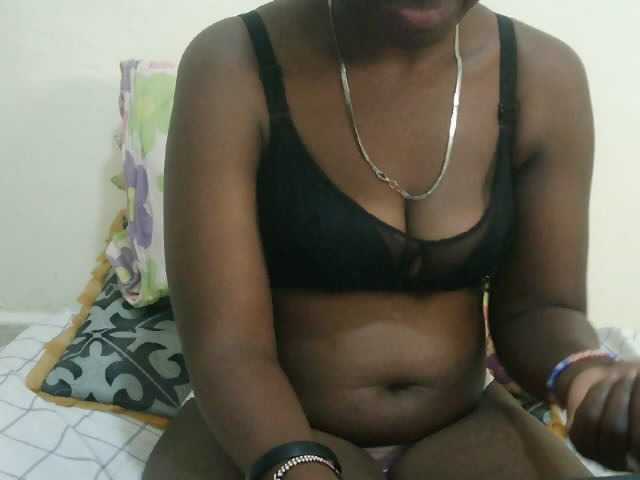 Blackdoll1 live cam on BongaCams