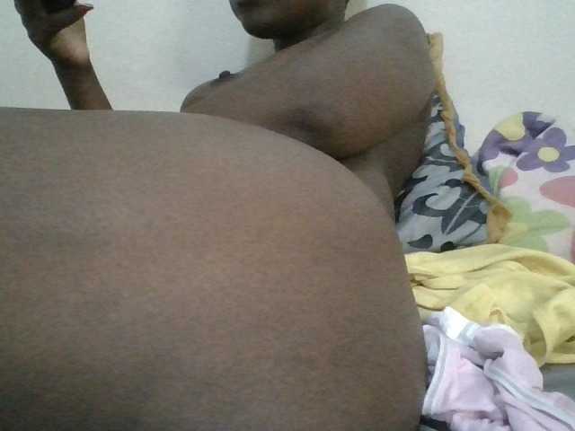 Blackdoll1 live cam on BongaCams
