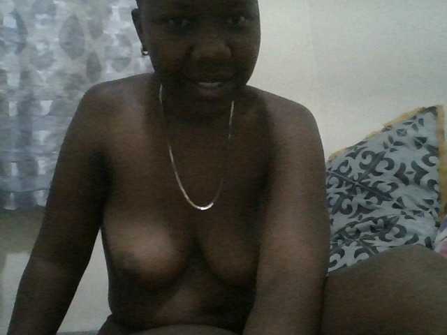 Blackdoll1 live cam on BongaCams