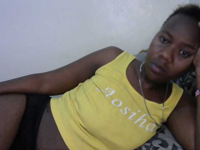 Blackdoll1 live cam on BongaCams
