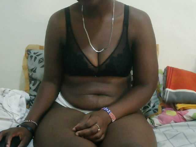 Blackdoll1 live webcam show